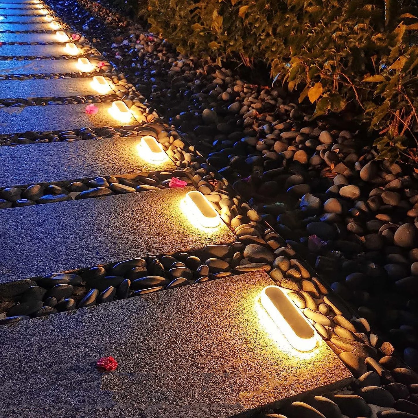 Solar Deck Lights IP68 Auto On Off LED Garden Pathway