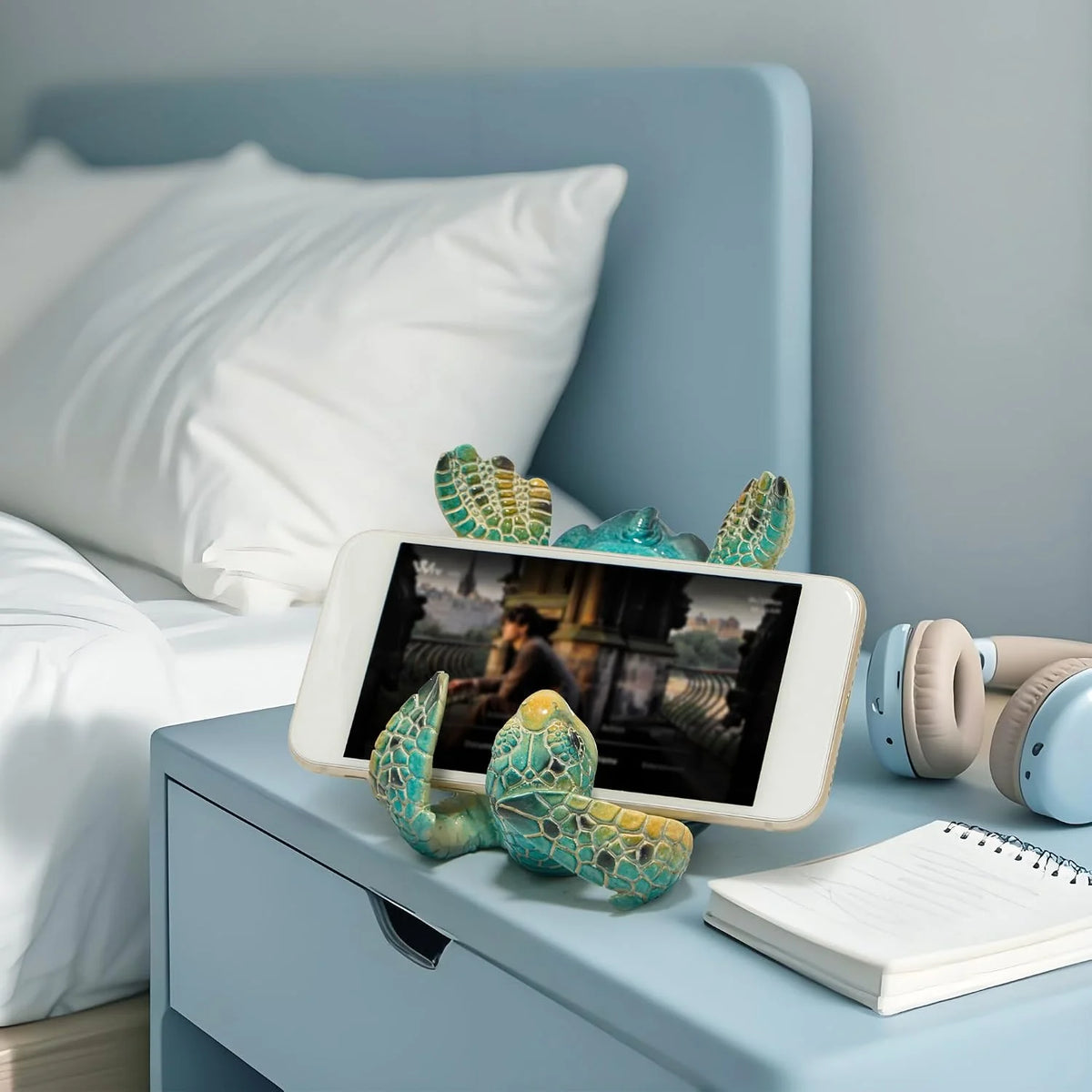 Hodao Resin Sea Turtle Phone Holder Stand Coastal Desk Decor